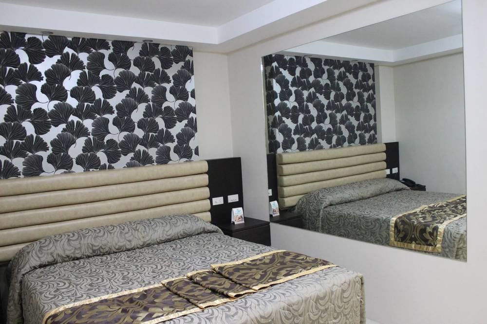 Score Birds Hotel Angeles Luaran gambar